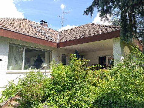 Weiterstadt, stilvollerr Winkelbungalow in attraktiver Lage (Kernstadt), 64331 Weiterstadt, Bungalow